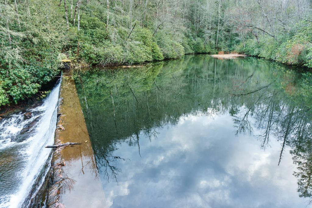 Hendersonville Reservoir