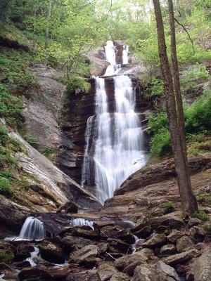 Toms Creek Falls