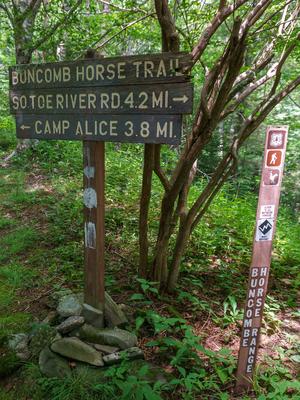 Buncombe Horse Range Trail Sign